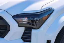 Toyota Tacoma 2WD TRD Sport Double Cab 5' Bed AT (Natl) 2026