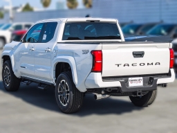 Toyota Tacoma 2WD TRD Sport Double Cab 5' Bed AT (Natl) 2026