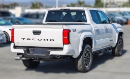 Toyota Tacoma 2WD TRD Sport Double Cab 5' Bed AT (Natl) 2026