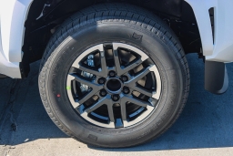 Toyota Tacoma 2WD TRD Sport Double Cab 5' Bed AT (Natl) 2026