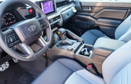 Toyota Tacoma 2WD TRD Sport Double Cab 5' Bed AT (Natl) 2026