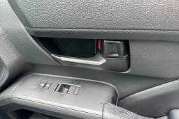 Toyota Tacoma 2WD SR5 Double Cab 6' Bed AT (Natl) 2026