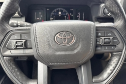 Toyota Tacoma 2WD SR5 Double Cab 6' Bed AT (Natl) 2026
