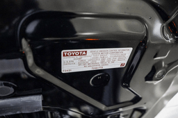 Toyota Tacoma 2WD SR5 Double Cab 5' Bed AT (Natl) 2026