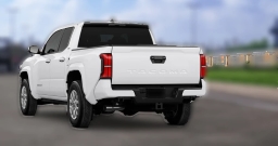 Toyota Tacoma 2WD SR5 Double Cab 6' Bed AT (Natl) 2026