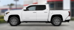 Toyota Tacoma 2WD SR5 Double Cab 6' Bed AT (Natl) 2026