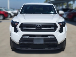 Toyota Tacoma 2WD SR5 Double Cab 6' Bed AT (Natl) 2026