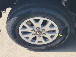 Toyota Tacoma 2WD SR5 Double Cab 6' Bed AT (Natl) 2026