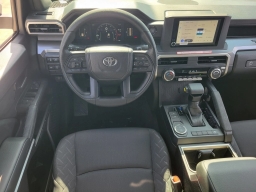 Toyota Tacoma 2WD SR5 Double Cab 6' Bed AT (Natl) 2026