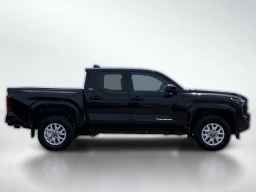 Toyota Tacoma 2WD SR5 Double Cab 5' Bed AT (Natl) 2026