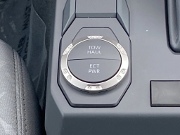 Toyota Tacoma 2WD SR5 Double Cab 5' Bed AT (Natl) 2026