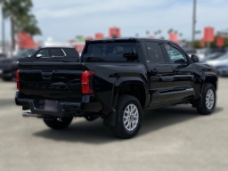 Toyota Tacoma 2WD SR5 Double Cab 5' Bed AT (Natl) 2026