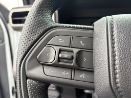 Toyota Tacoma 2WD SR5 Double Cab 6' Bed AT (Natl) 2026