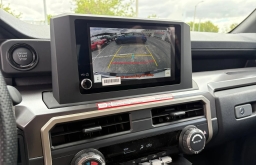 Toyota Tacoma 2WD SR5 Double Cab 6' Bed AT (Natl) 2026