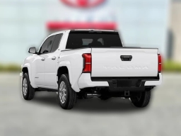 Toyota Tacoma 2WD SR5 Double Cab 5' Bed AT (Natl) 2026