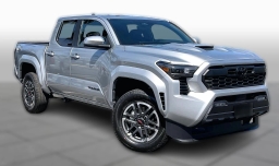 Toyota Tacoma 2WD SR5 Double Cab 6' Bed AT (Natl) 2026