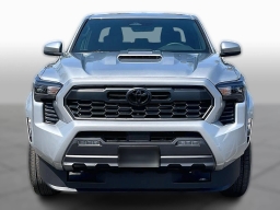 Toyota Tacoma 2WD SR5 Double Cab 6' Bed AT (Natl) 2026