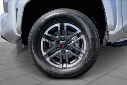 Toyota Tacoma 2WD SR5 Double Cab 6' Bed AT (Natl) 2026