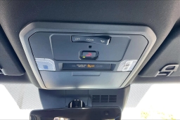 Toyota Tacoma 2WD SR5 Double Cab 6' Bed AT (Natl) 2026