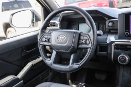 Toyota Tacoma 2WD SR5 Double Cab 5' Bed AT (Natl) 2026