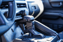 Toyota Tacoma 2WD SR5 Double Cab 5' Bed AT (Natl) 2026