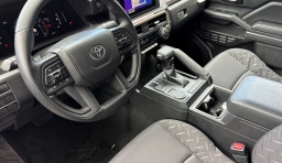 Toyota Tacoma 2WD SR5 Double Cab 6' Bed AT (Natl) 2026