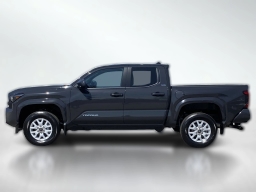 Toyota Tacoma 2WD SR5 Double Cab 6' Bed AT (Natl) 2026