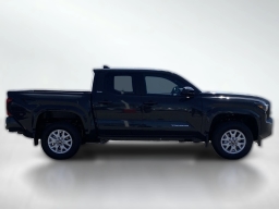 Toyota Tacoma 2WD SR5 Double Cab 6' Bed AT (Natl) 2026