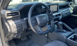Toyota Tacoma 2WD SR5 Double Cab 6' Bed AT (Natl) 2026
