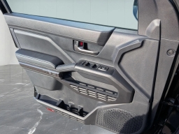 Toyota Tacoma 4WD TRD Sport Double Cab 5' Bed AT (Natl) 2026