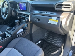 Toyota Tacoma 4WD TRD Sport Double Cab 5' Bed AT (Natl) 2026