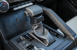 Toyota Tacoma 4WD SR5 Double Cab 5' Bed AT (Natl) 2026