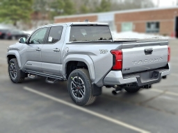 Toyota Tacoma 4WD TRD Sport Double Cab 6' Bed AT (Natl) 2026