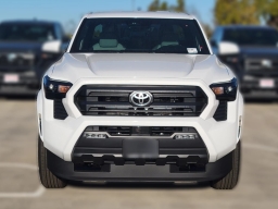 Toyota Tacoma 2WD SR5 Double Cab 6' Bed AT (Natl) 2026