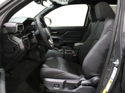 Toyota Tacoma 4WD SR5 Double Cab 6' Bed AT (Natl) 2026