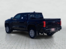 Toyota Tacoma 4WD SR5 Double Cab 5' Bed AT (Natl) 2026