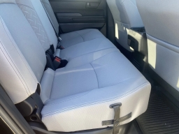 Toyota Tacoma 4WD SR5 Double Cab 5' Bed AT (Natl) 2026