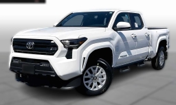 Toyota Tacoma 4WD SR5 Double Cab 6' Bed AT (Natl) 2026