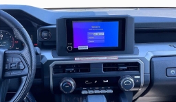 Toyota Tacoma 4WD SR5 Double Cab 6' Bed AT (Natl) 2026