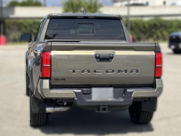 Toyota Tacoma 4WD TRD Sport Double Cab 6' Bed AT (Natl) 2026