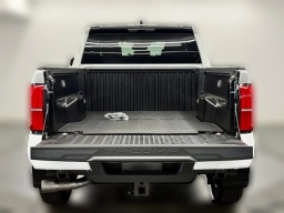 Toyota Tacoma 4WD SR5 Double Cab 6' Bed AT (Natl) 2026