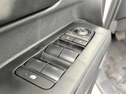 Toyota Tacoma 4WD SR5 Double Cab 6' Bed AT (Natl) 2026