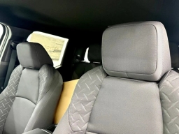 Toyota Tacoma 4WD SR5 Double Cab 6' Bed AT (Natl) 2026