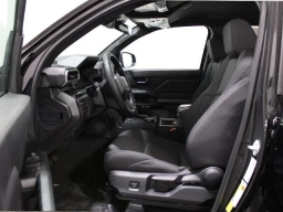 Toyota Tacoma 4WD SR5 Double Cab 5' Bed AT (GS) 2026