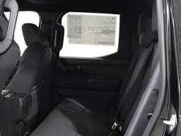 Toyota Tacoma 4WD SR5 Double Cab 5' Bed AT (GS) 2026