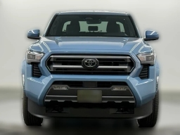 Toyota Tacoma 4WD SR5 Double Cab 5' Bed AT (Natl) 2026