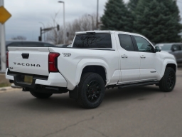 Toyota Tacoma 4WD TRD Sport Double Cab 6' Bed AT (Natl) 2026
