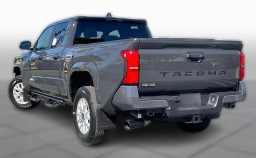 Toyota Tacoma 4WD SR5 Double Cab 6' Bed AT (Natl) 2026