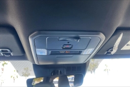 Toyota Tacoma 4WD SR5 Double Cab 6' Bed AT (Natl) 2026