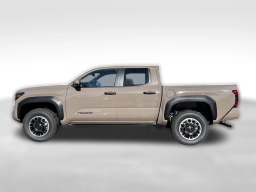 Toyota Tacoma 4WD TRD Off Road Double Cab 5' Bed AT (Natl) 2026